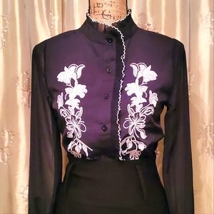 Lai Meng Five Cats, Victorian embroidered button down blouse, size 4